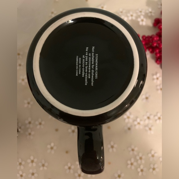 Brand New Colour-Changing Heat Activated Holiday Mug/Christmas Decor - Picture 9 of 12